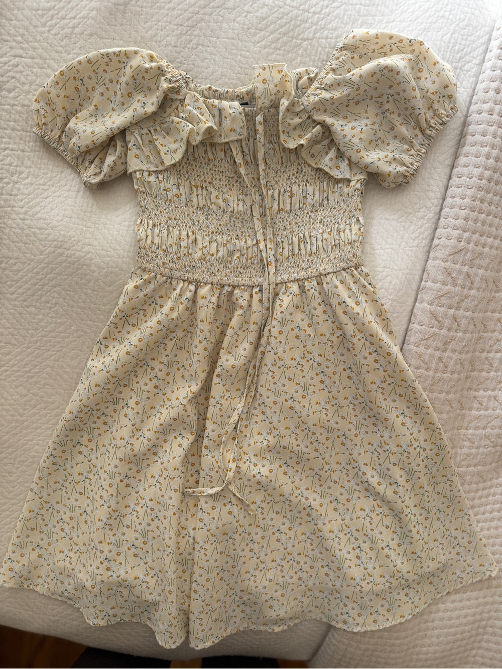 Ivy City Co Cream & Yellow Floral Smocked Puff-Sleeve Dress